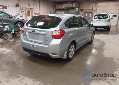 2016 Subaru Impreza 2.0I z USA, uszkodzony, nr VIN JF1GPAA68G8343112